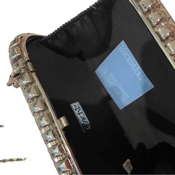 NWT Cache small purse - Picture 4 of 6